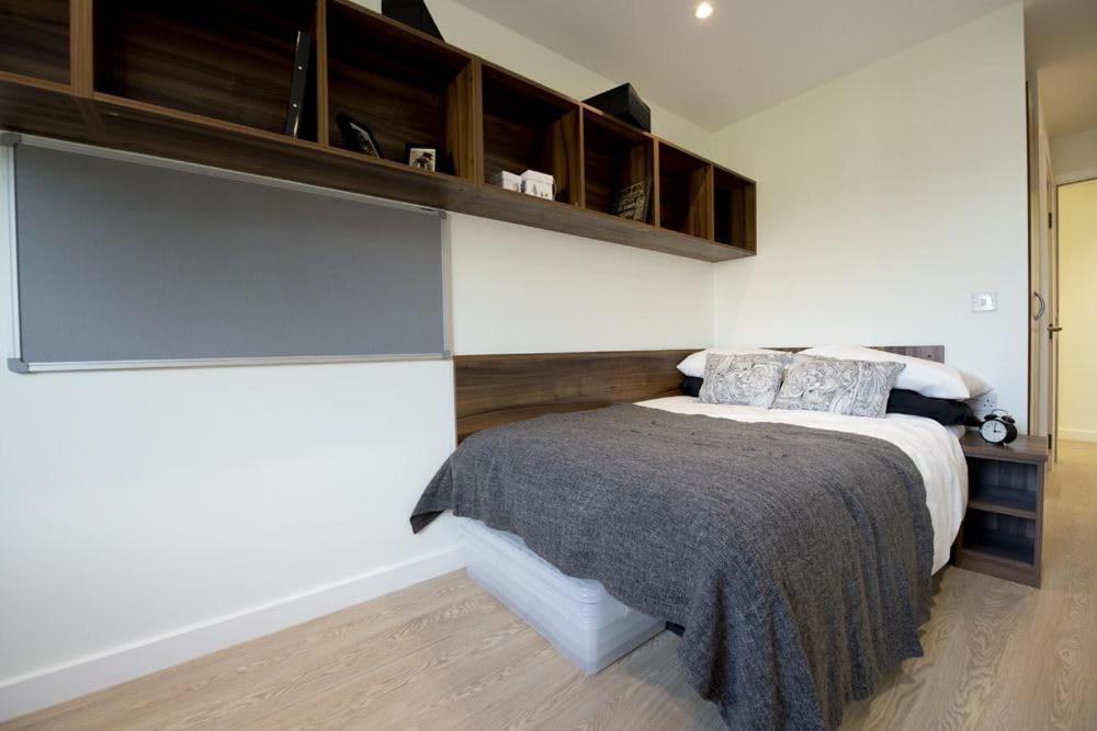 Zeni 5 Bed Apartment In Central Έξετερ Εξωτερικό φωτογραφία