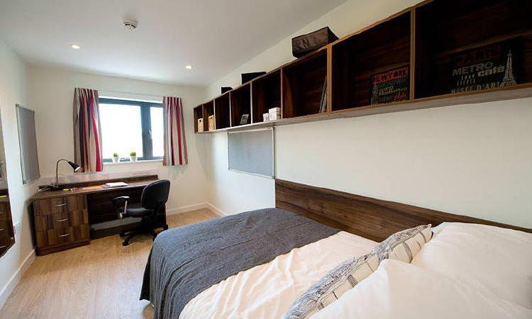 Zeni 5 Bed Apartment In Central Έξετερ Εξωτερικό φωτογραφία