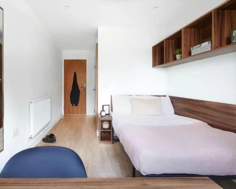 Zeni 5 Bed Apartment In Central Έξετερ Εξωτερικό φωτογραφία